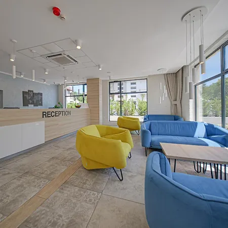 Cinema Отель 4*