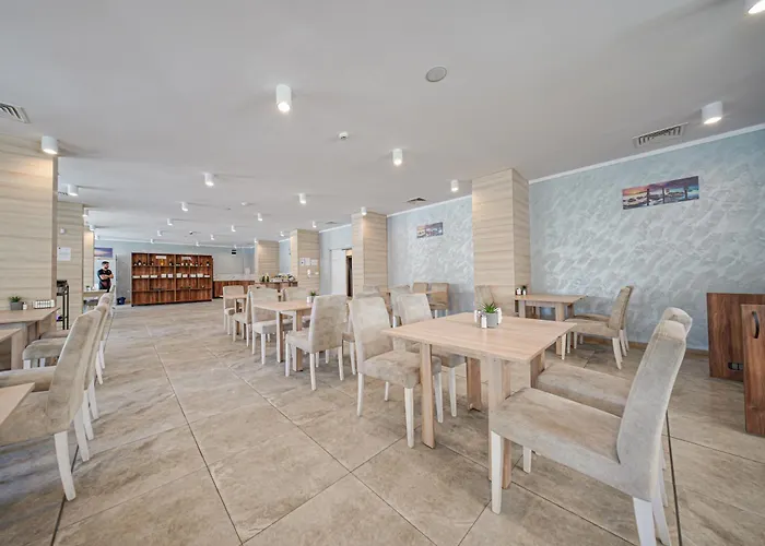 Cinema 4* Πριμόρσκο