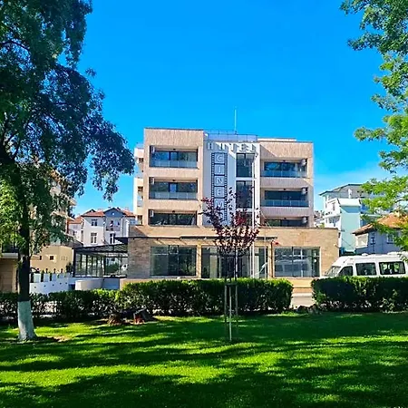 Hotel Cinema