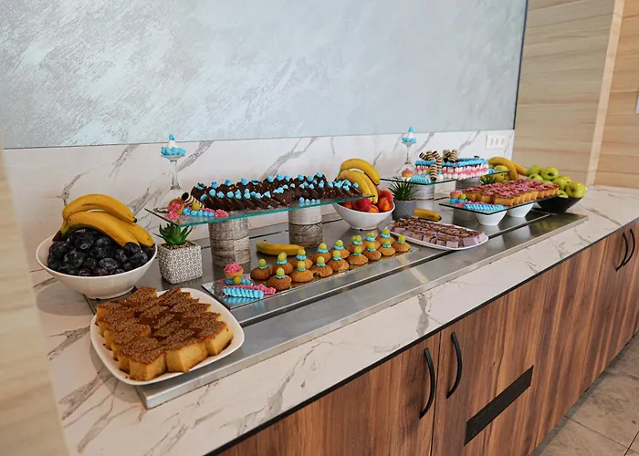 Cinema فندق بريمورسكو